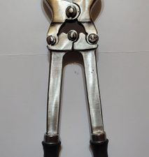 Щипцы для кастрации быков